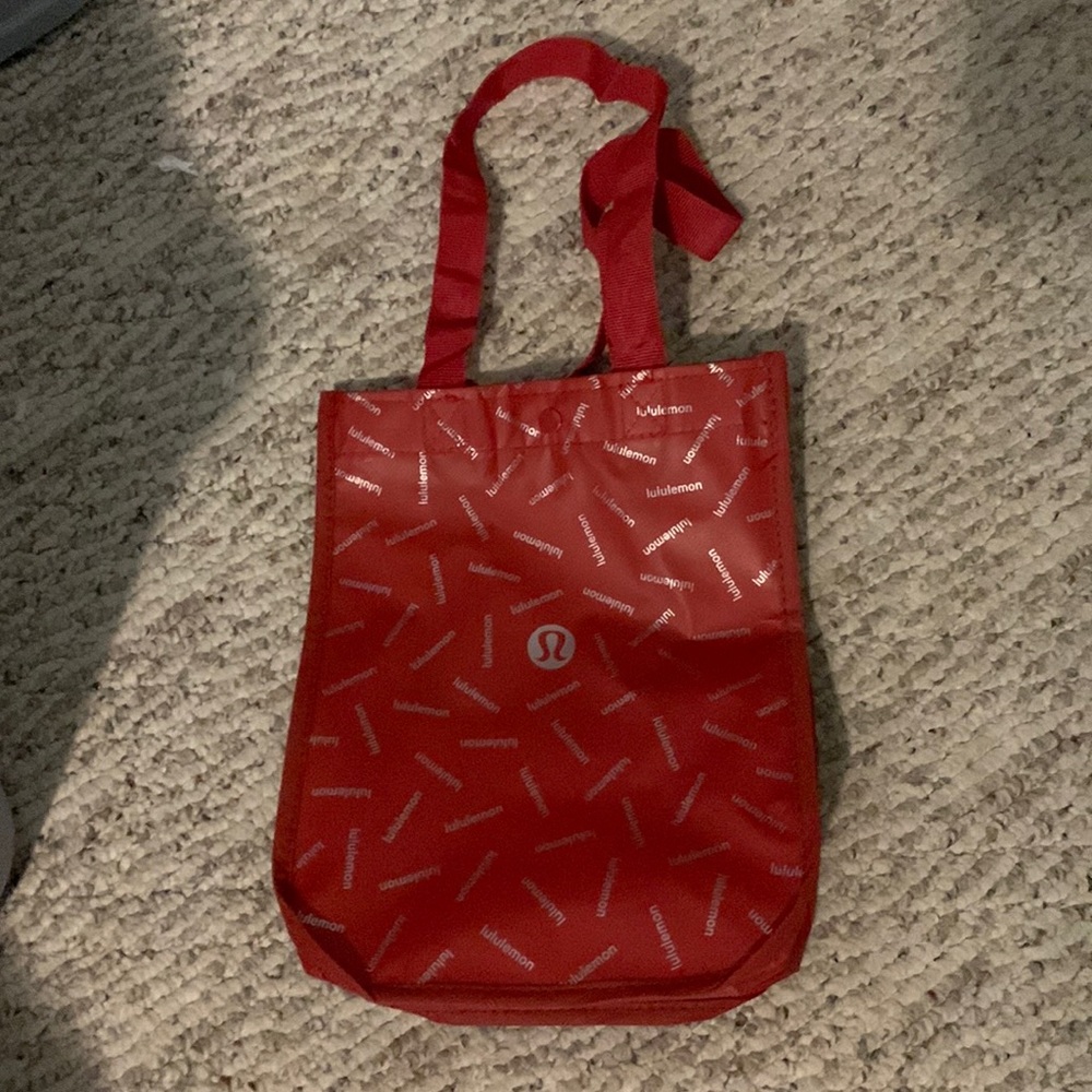 Red Lululemon small tote